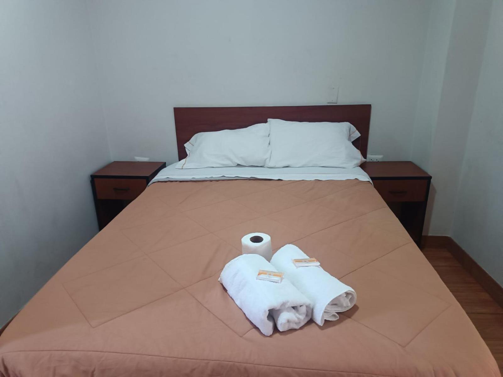 Hostal Yuraq Wasi 596 อายากุตโช ภายนอก รูปภาพ