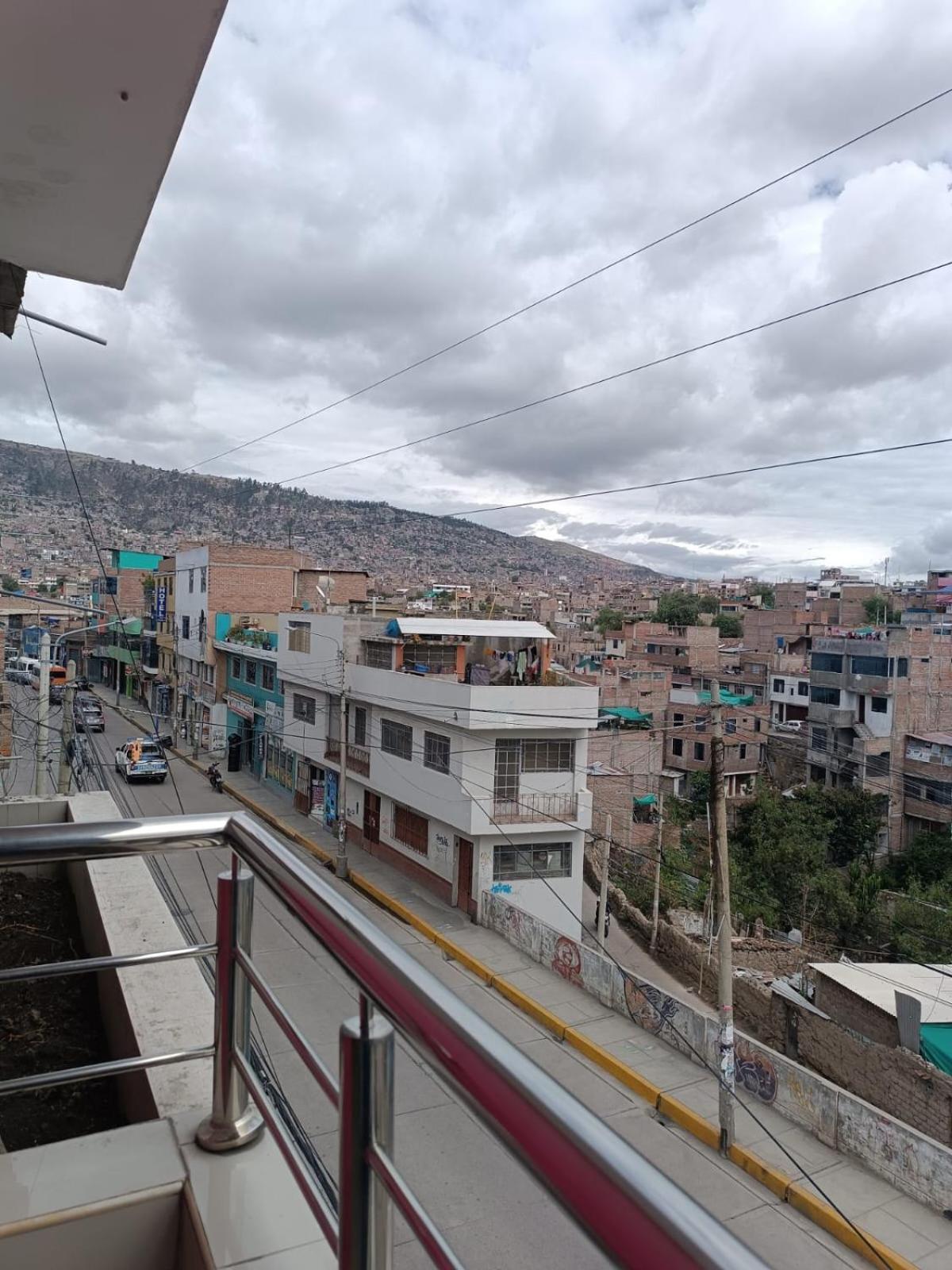 Hostal Yuraq Wasi 596 อายากุตโช ภายนอก รูปภาพ